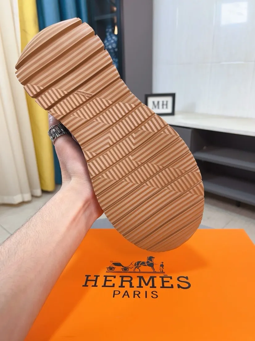 Men's shoes 💰440🌸🌸[HERMES] Hermès sneakers, the upper is made of calfskin and mesh, imported materials, full of texture, the lightweight sole is decorated with contrasting patterns, creating a versatile fashion style. Size: 38-44